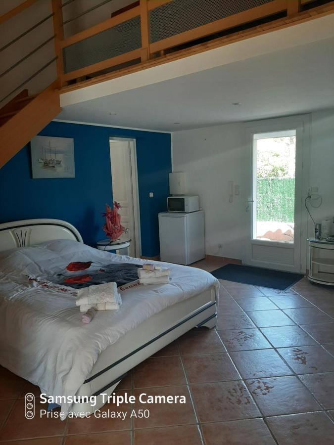 Villa sécurisée pres des lecques Saint-Cyr-sur-Mer Esterno foto